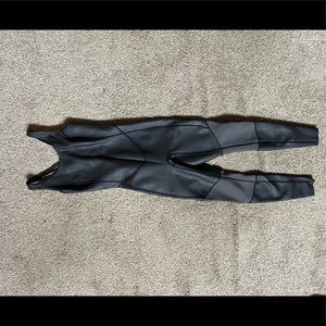 Billabong surf capsule tank wetsuit